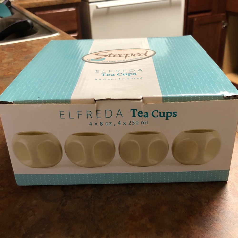4 NWT Cream Colored Elfreda Tea Cups 4 x 8 oz - Picture 7 of 8